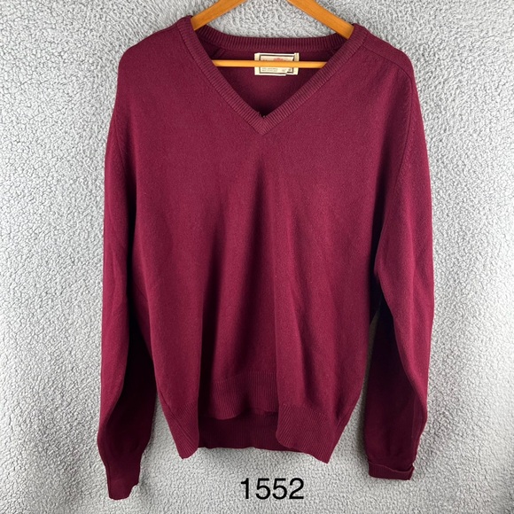 Alan Paine Other - Alan Paine Size L/XL Lambswool‎ Burgundy V-Neck Vintage Sweater Made in England